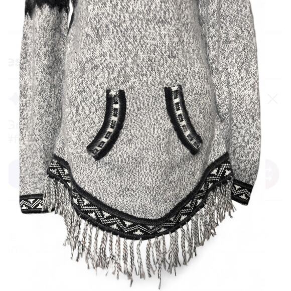 Peru Alpaca Hoodie Sweater Llama Pattern Soft Knit Fringe Boho Artisan Gray S/M - Picture 4 of 8